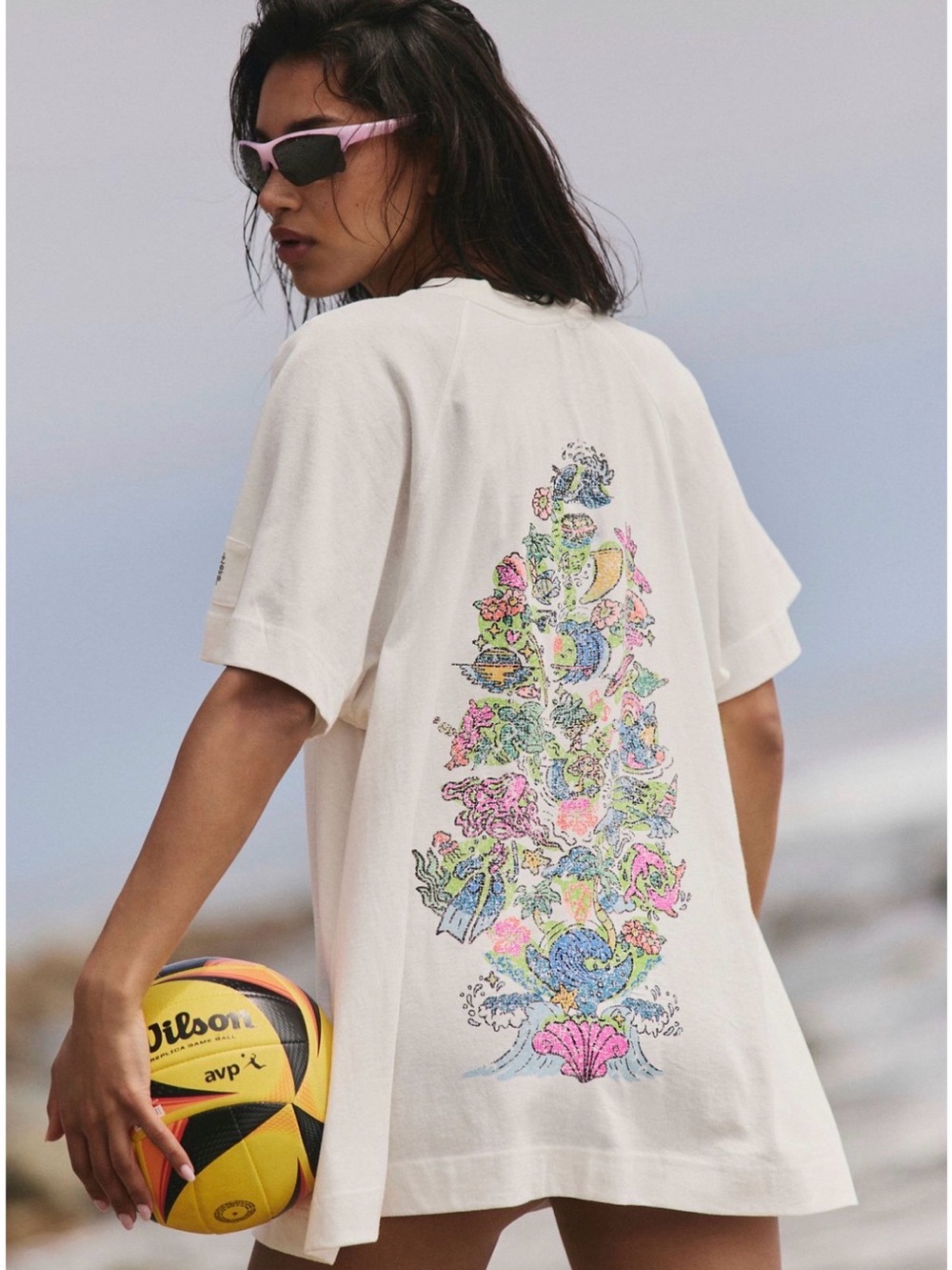 Free people beachy icon logo tee NWT, clothes